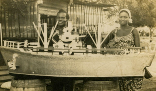 Illustration for article titled Ghana's coffin art lets people bury their loved ones in style